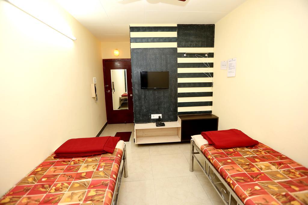 Central Guest House Kalkuta Zewnętrze zdjęcie